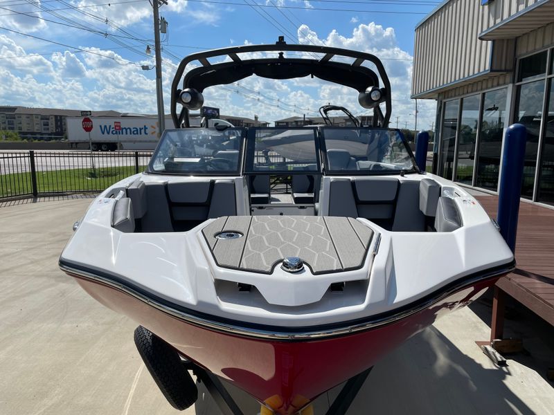 Boat Image 4