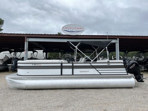 2022 Crest Classic 240 LX