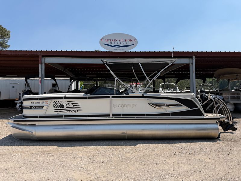 2024 Godfrey AP 255 ULW