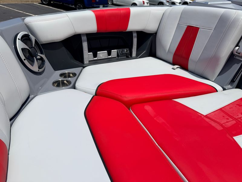 Boat Image 18