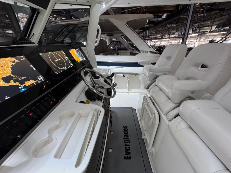 Boat Image 6