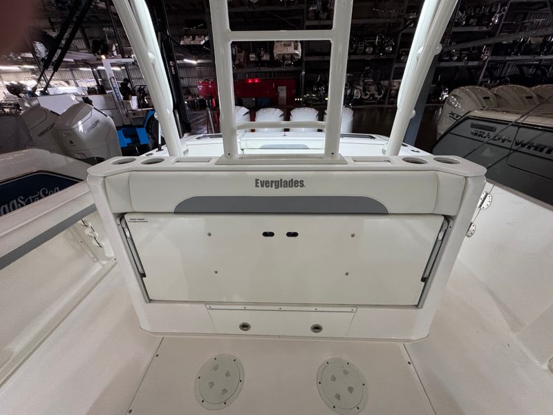 Boat Image 12