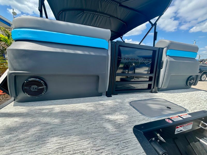 Boat Image 4