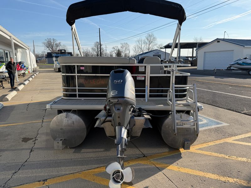 2018 Sunchaser Geneva 22