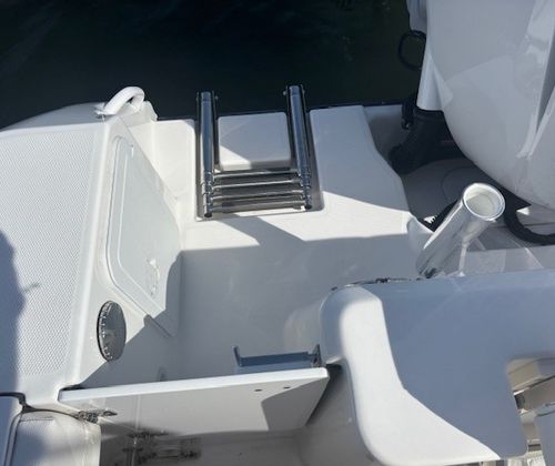Boat Image 12