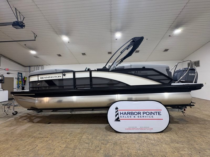 2026 Bennington 23 MFB ESP