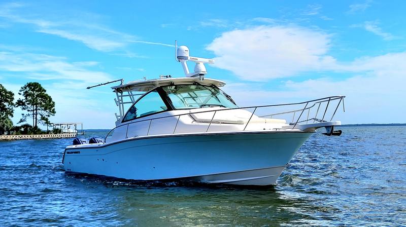 2022 Grady white Express 370